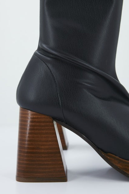 ÁNGEL ALARCÓN MANAGUA en color NEGRO  (4)