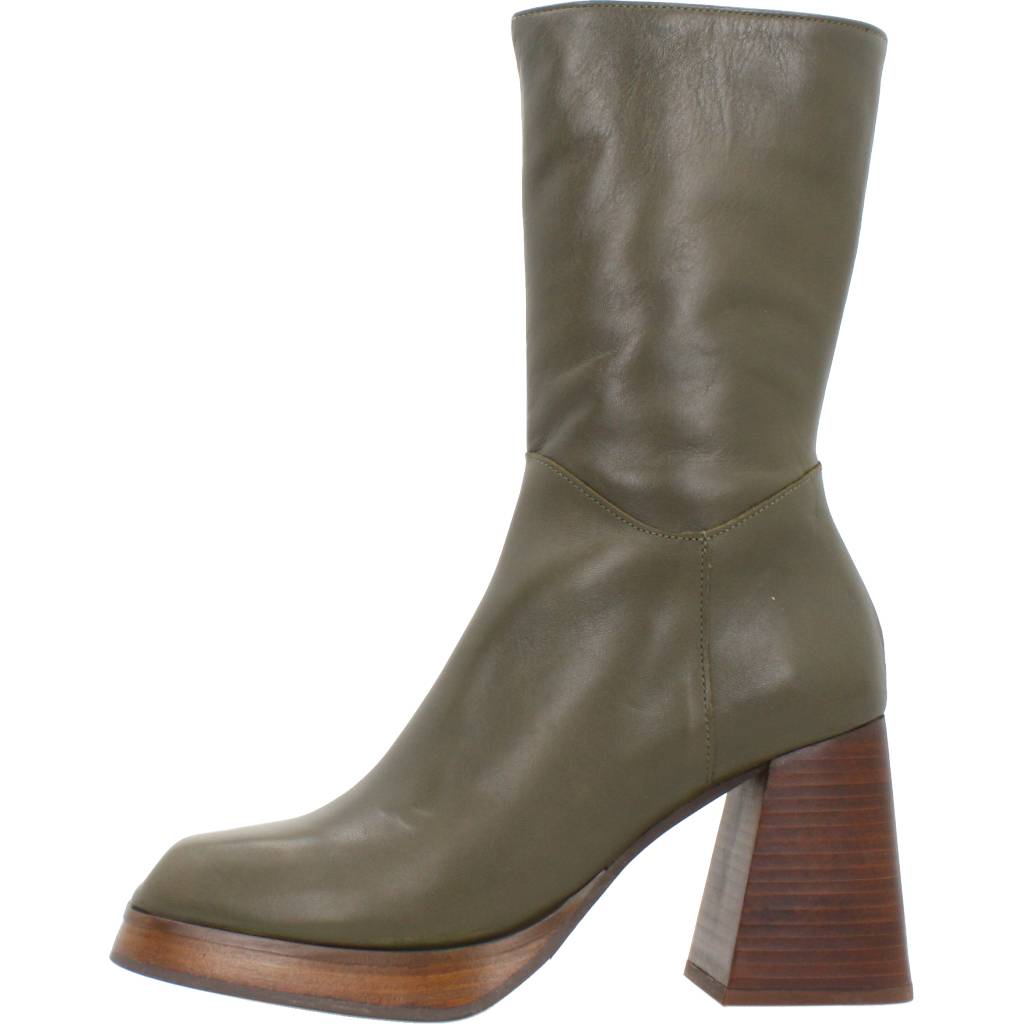 ÁNGEL ALARCÓN VOLGA en color KAKI  (2)