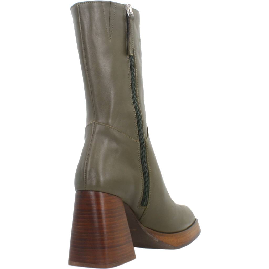 ÁNGEL ALARCÓN VOLGA en color KAKI  (3)