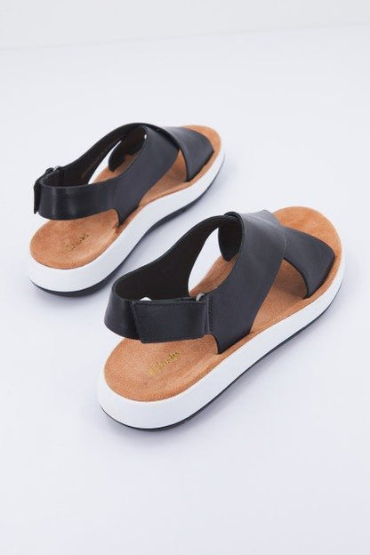 CLARKS JEMSA CROSS en color BLACK  (3)