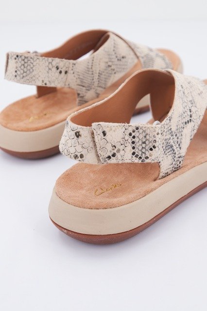 CLARKS JEMSA CROSS en color TAUPE  (3)