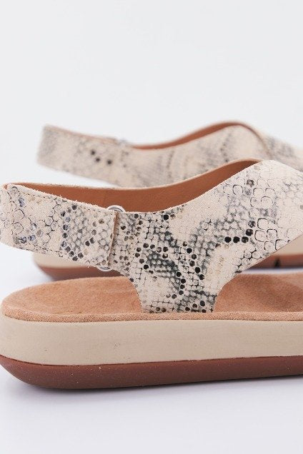 CLARKS JEMSA CROSS en color TAUPE  (4)