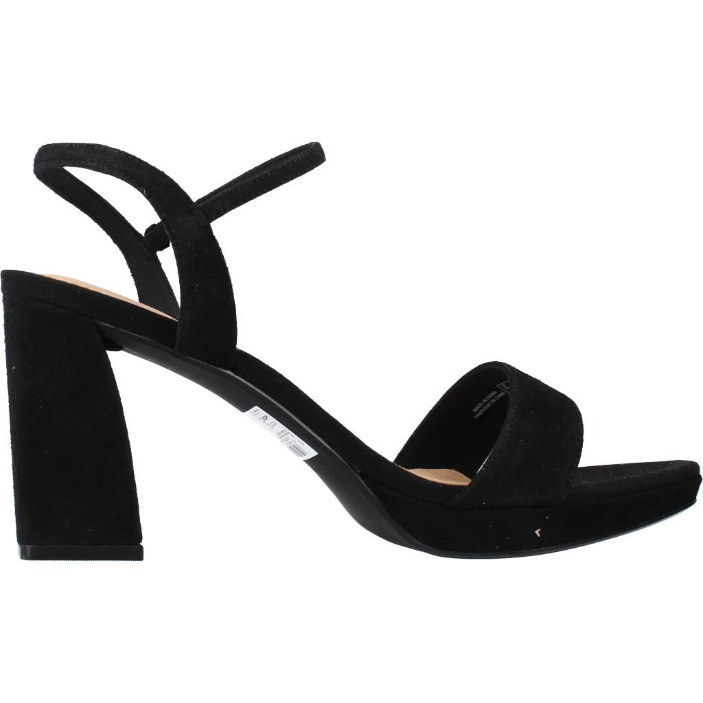 CLARKS VISTA STRAP en color BLACK  (4)