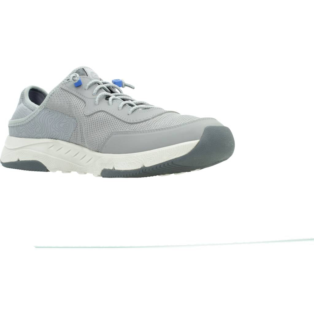 CLARKS  DAVIS LOW en color GREY  (5)