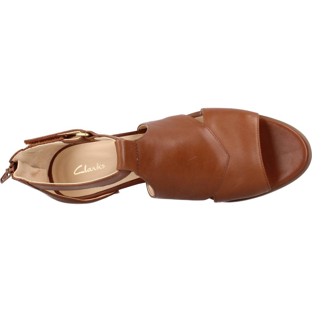 CLARKS KAYLIN GLAD en color TAN  (7)