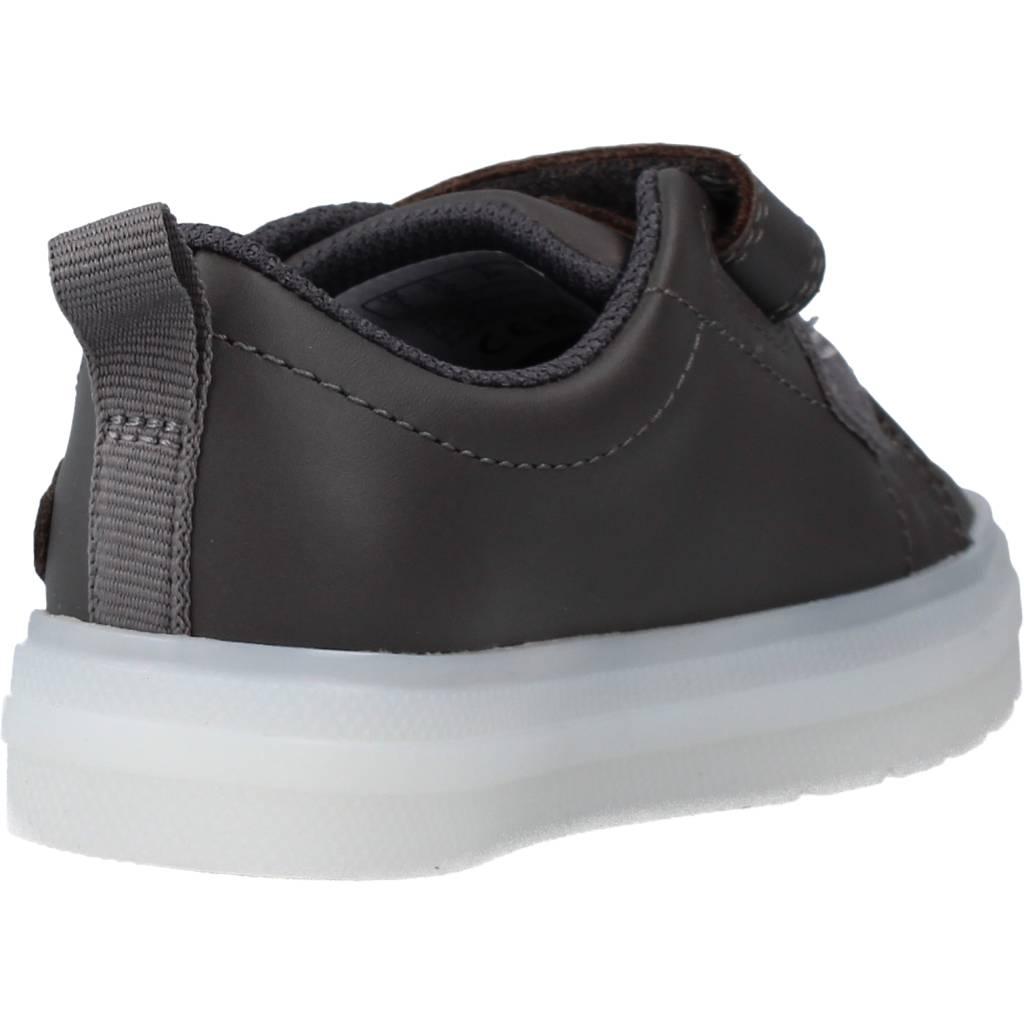 CLARKS FLARE BUG T en color GREY  (3)