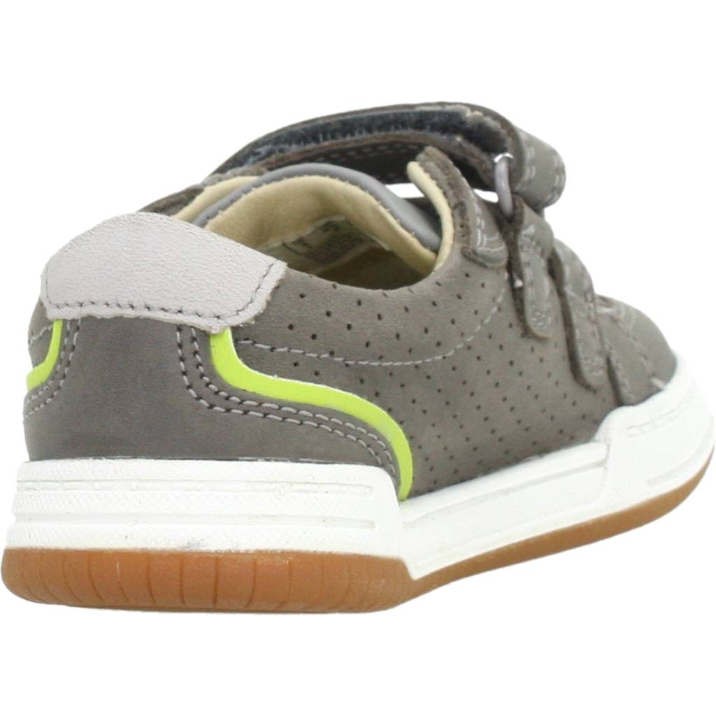 CLARKS FAWN SOLO T en color GREY  (3)