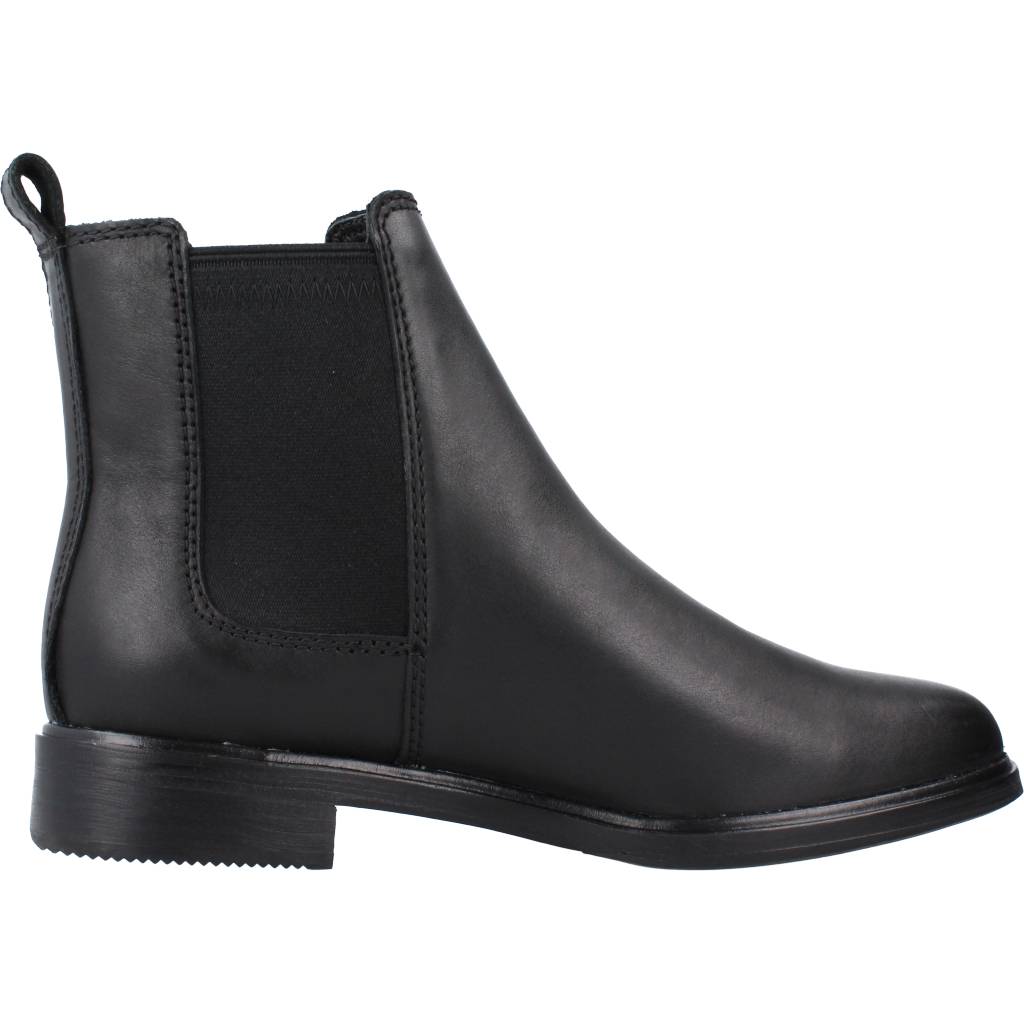 CLARKS CLARKDALE ARLO en color BLACK  (4)