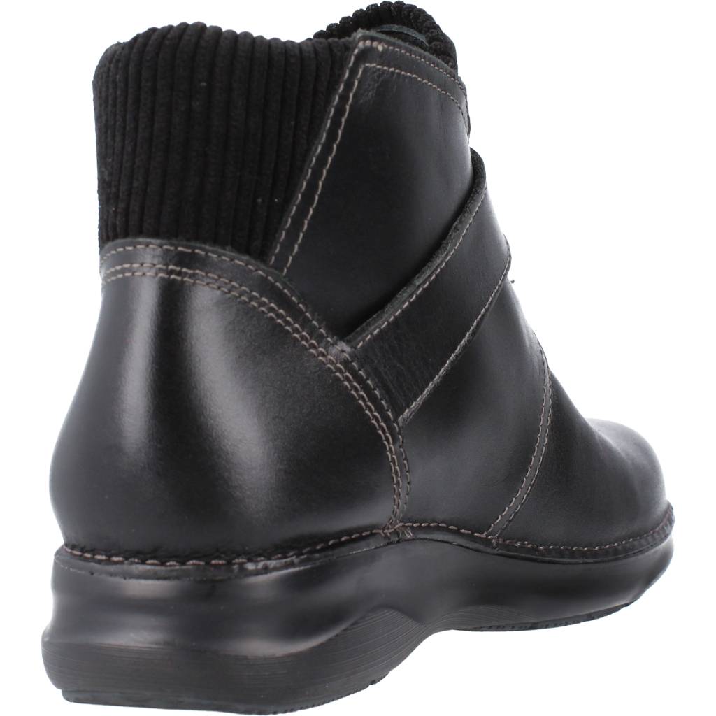 CLARKS APPLEY MID en color BLACK  (3)