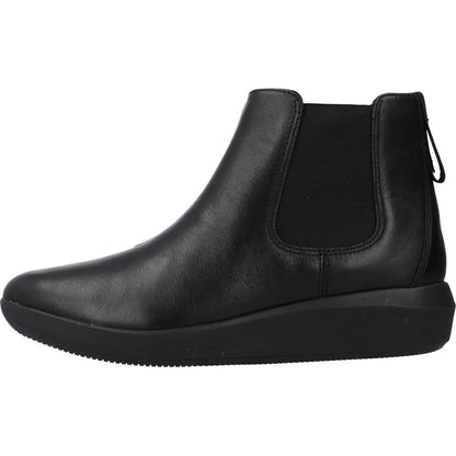 CLARKS TAWNIA MID en color BLACK  (2)