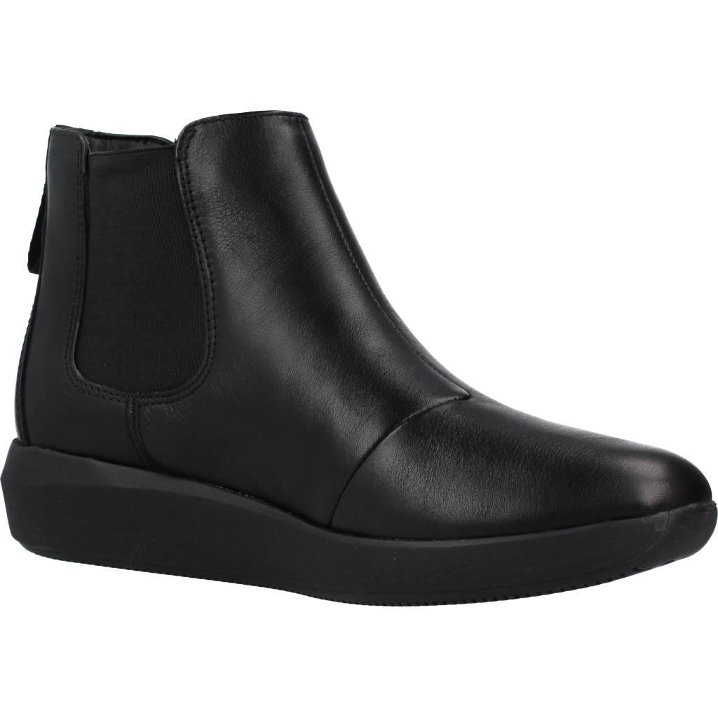 CLARKS TAWNIA MID en color BLACK  (5)