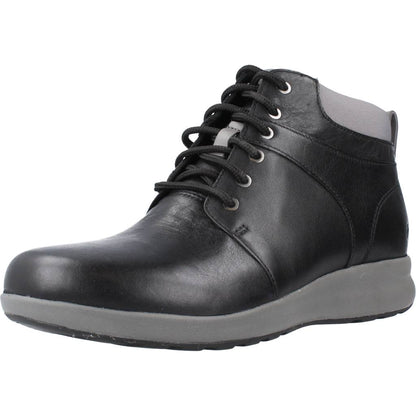 CLARKS UN ADORN WALK en color BLACK  (1)