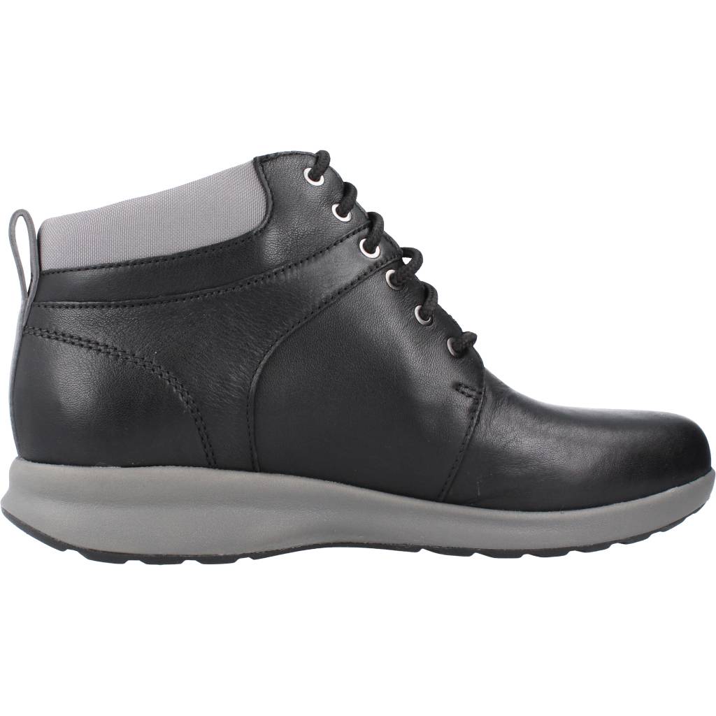CLARKS UN ADORN WALK en color BLACK  (4)