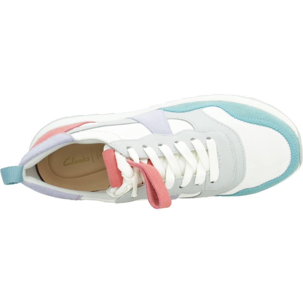 CLARKS  DASLITE JAZZ en color LILAC  (7)