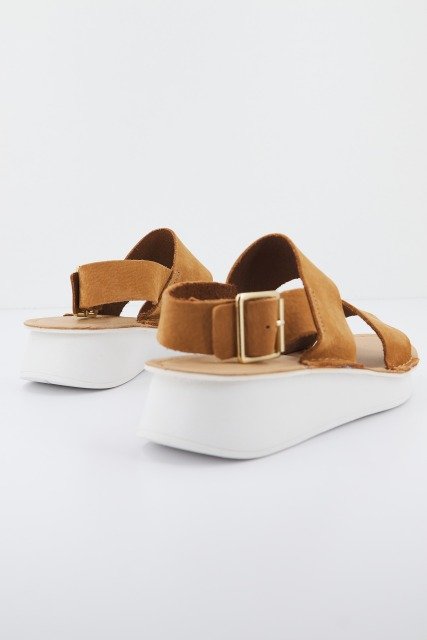 CLARKS VELHILL STRAP LIGHT en color TAN  (3)