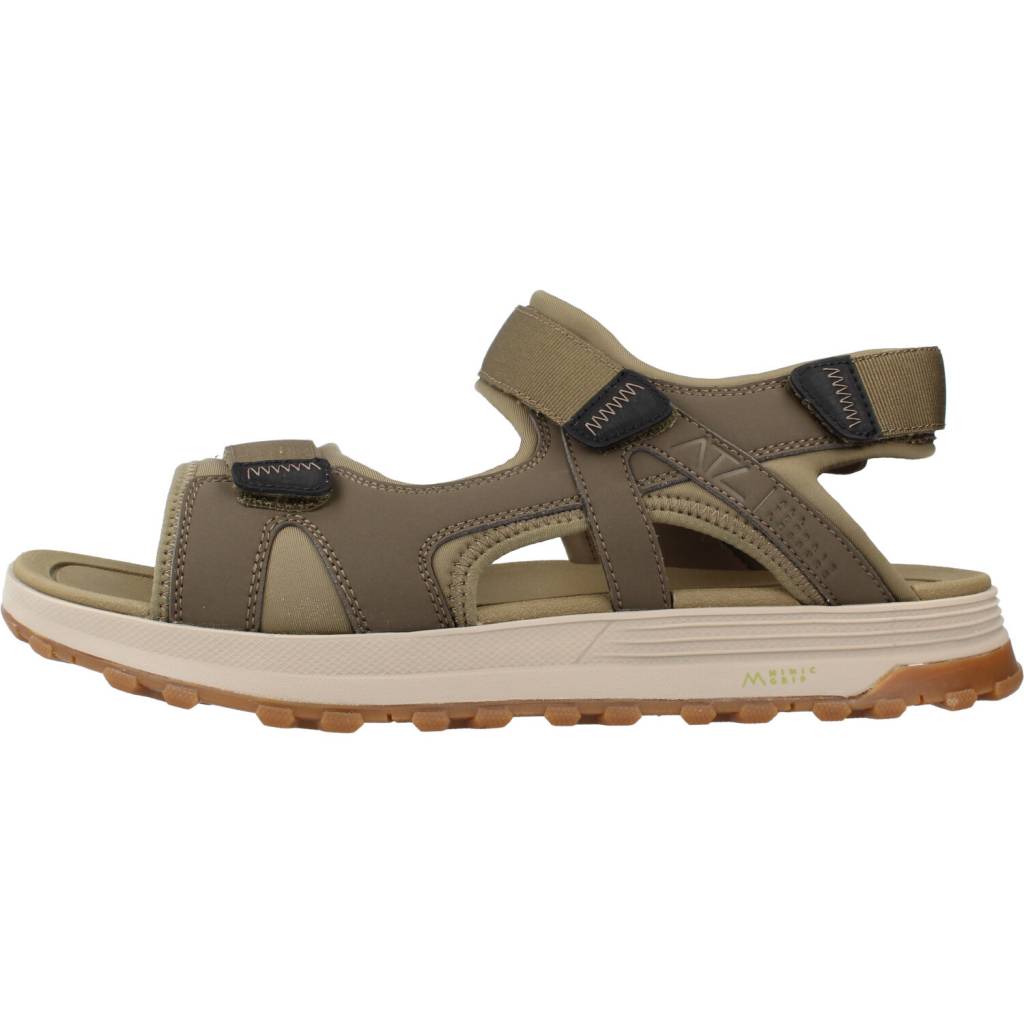 CLARKS ATL TREK SUN en color OLIVE  (2)