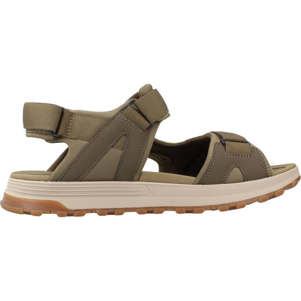 CLARKS ATL TREK SUN en color OLIVE  (4)