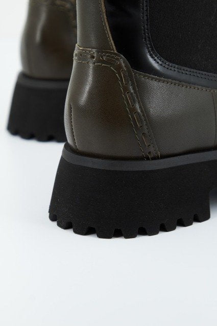 CLARKS  STAYSO RISE en color OLIVE  (3)