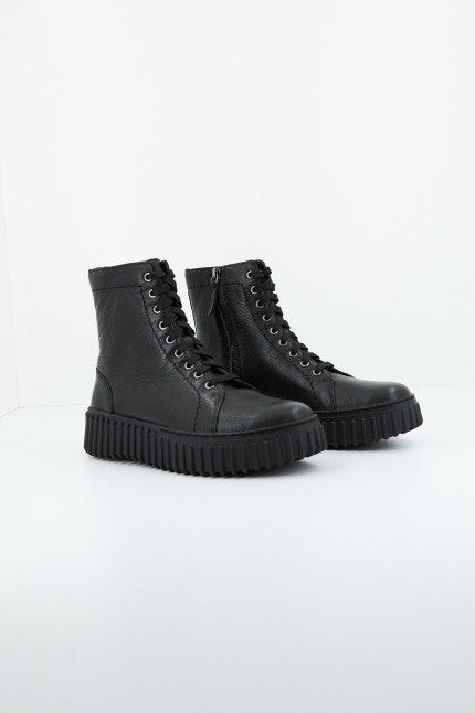 CLARKS TORHILL RISE en color BLACK  (1)