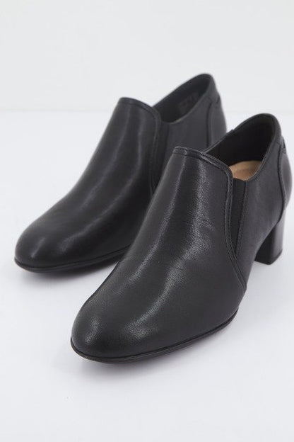 CLARKS  LINNAE WAY en color BLACK  (1)