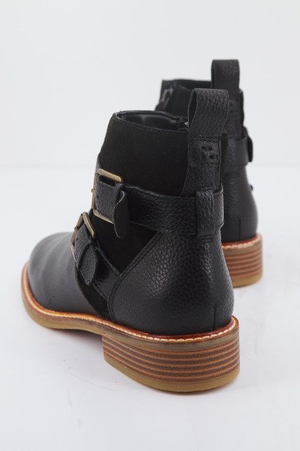 CLARKS  COLOGNE BUCKLE en color BLACK  (3)