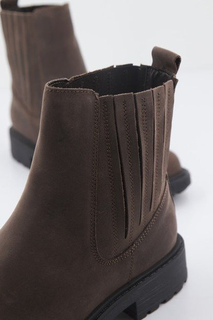 CLARKS ORINOCO MID en color TAUPE  (3)