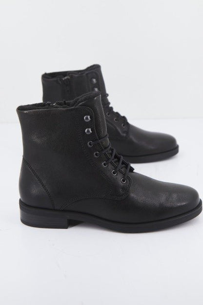 CLARKS  MEMI LACE en color BLACK  (2)