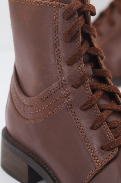 CLARKS MAYE STEP en color TAN  (4)