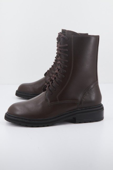 CLARKS  TILHAM LACE en color BROWN  (2)