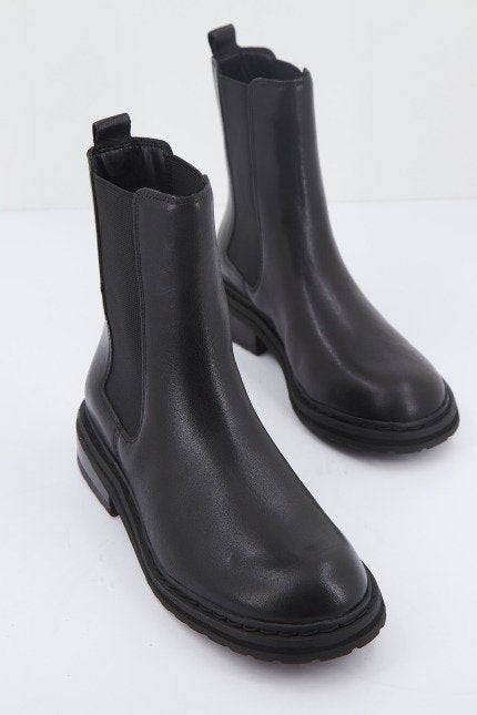 CLARKS TILHAM CHELSEA en color BLACK  (1)