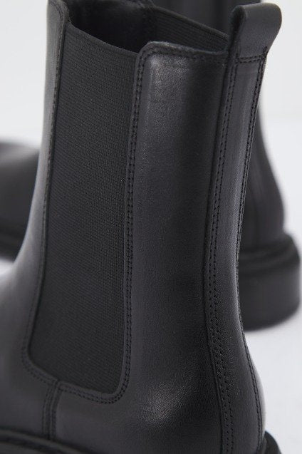 CLARKS TILHAM CHELSEA en color BLACK  (4)