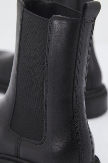 CLARKS TILHAM CHELSEA en color BLACK  (4)