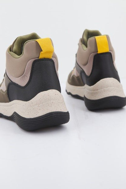 CLARKS JAUNT LO en color OLIVE  (3)