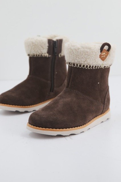 CLARKS  CROWN LOOP T en color WALNUT  (1)
