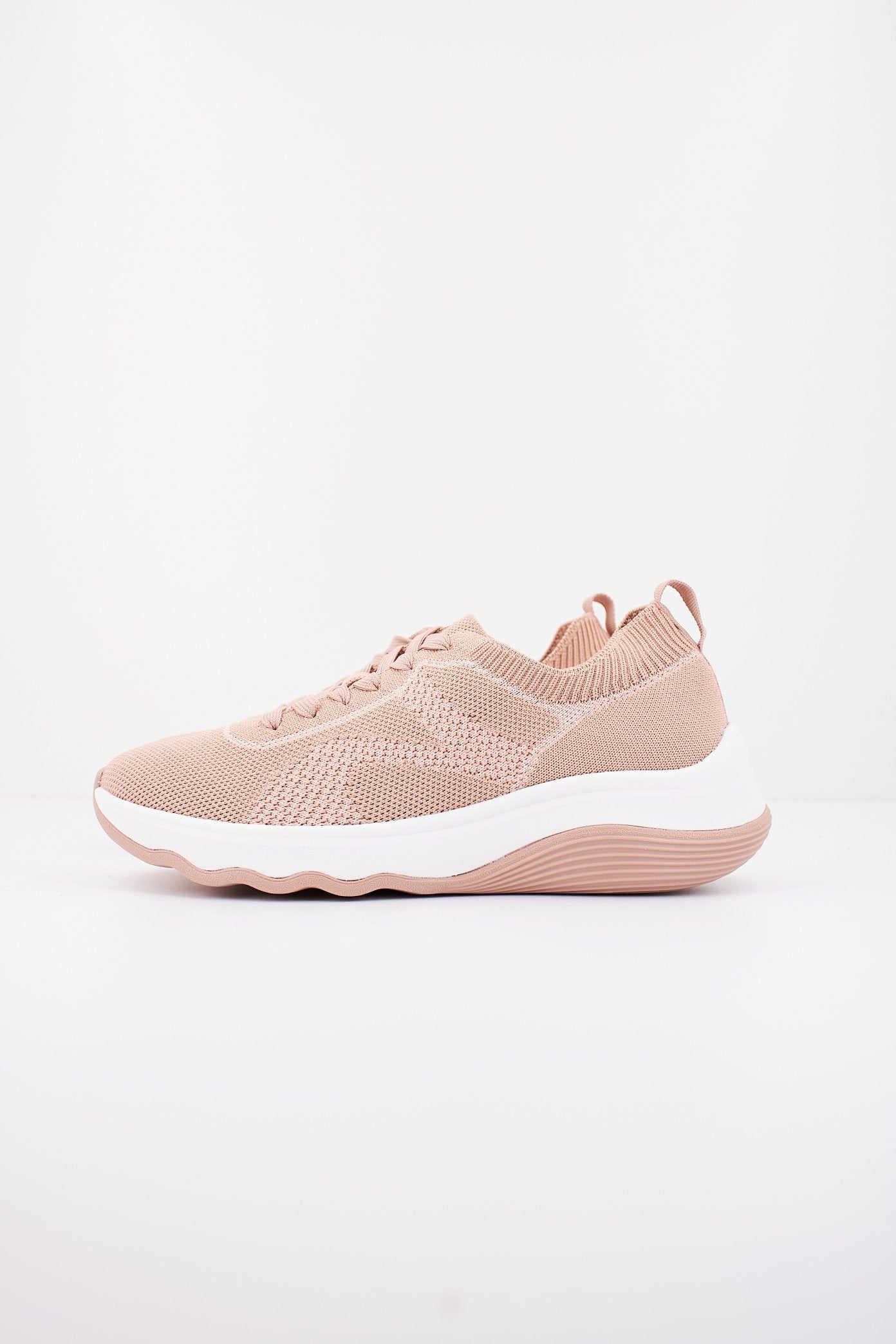 CLARKS CIRCUIT TIE en color PEACH  (1)