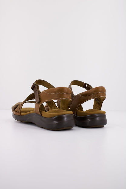 CLARKS KITLY WAY en color TAN  (3)