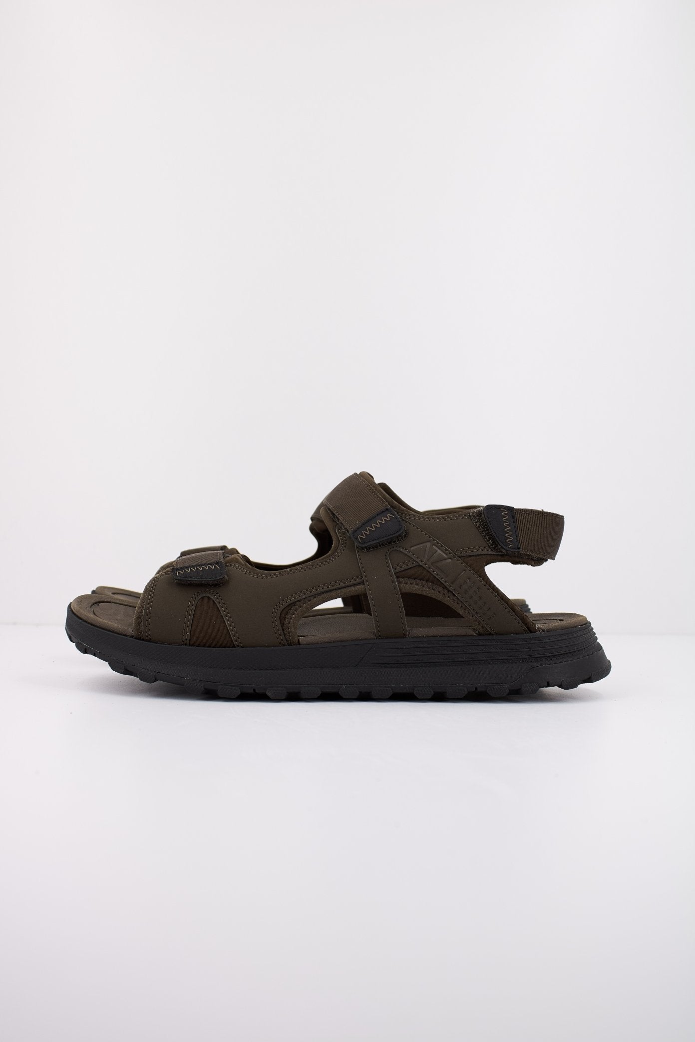 CLARKS ATL TREK SUN en color BROWN  (1)