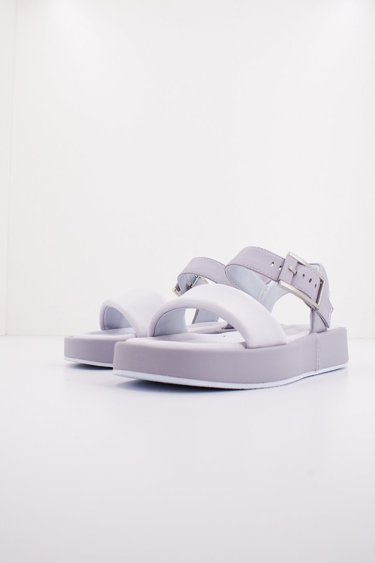 CLARKS ALDA STRAP en color LILAC  (2)