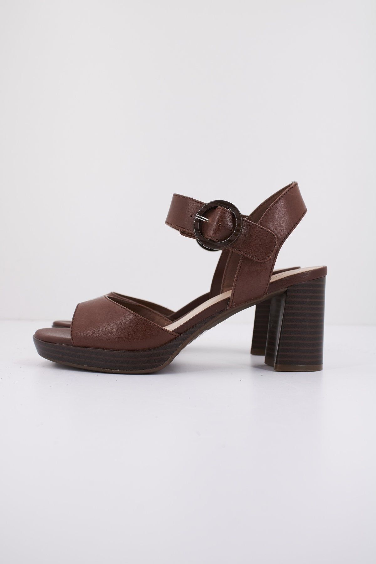 CLARKS AMBYRLYN RUBY en color TAN  (1)