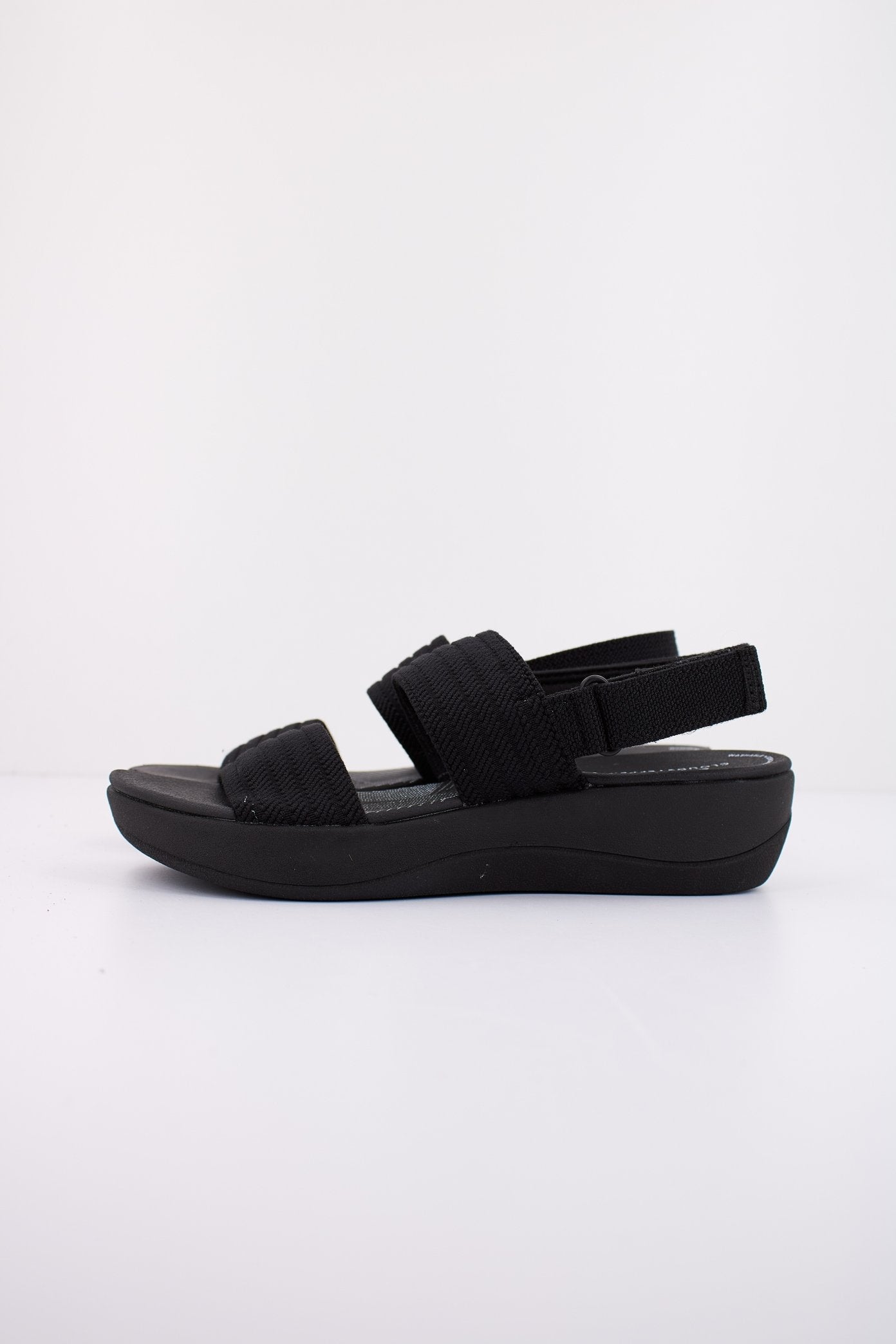 CLARKS ARLA STROLL en color BLACK  (1)
