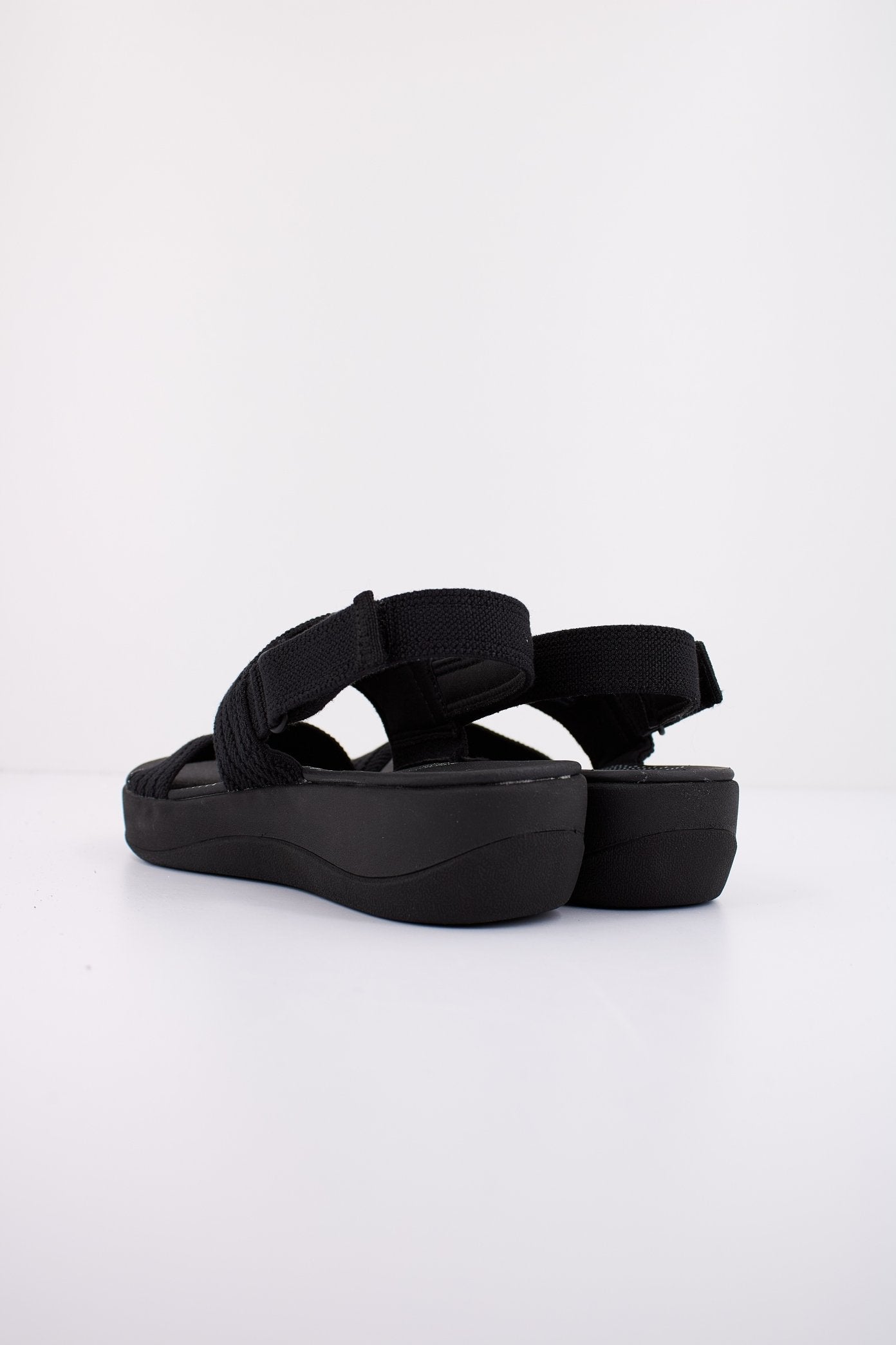 CLARKS ARLA STROLL en color BLACK  (3)