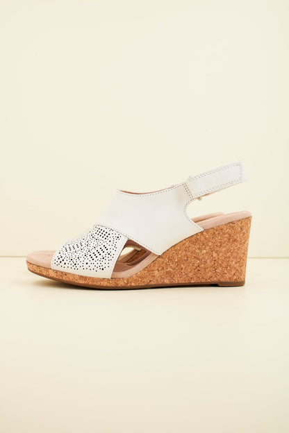 CLARKS LAFLEY JOY en color WHITE  (1)