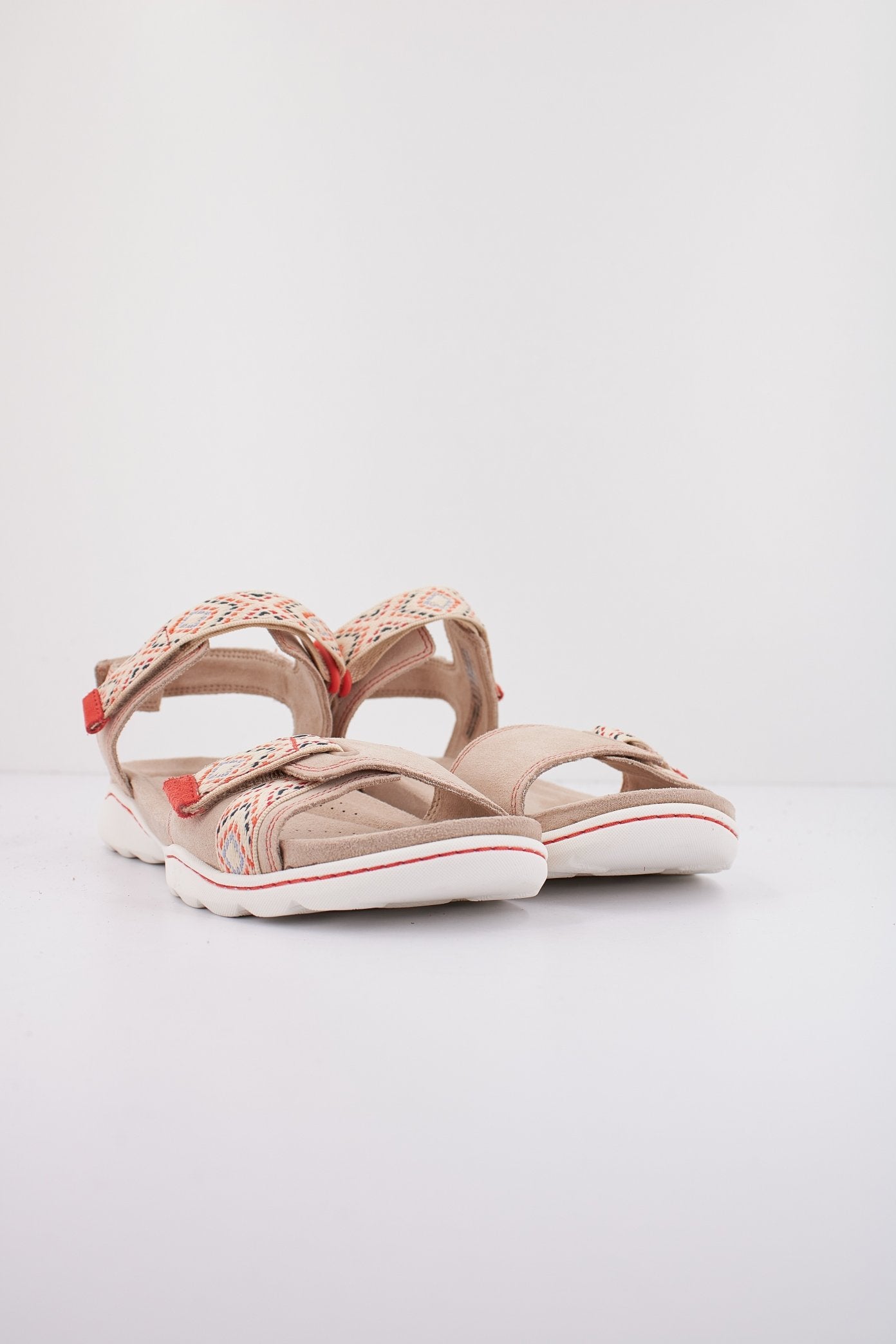 CLARKS AMANDA SPRINT en color SAND  (2)