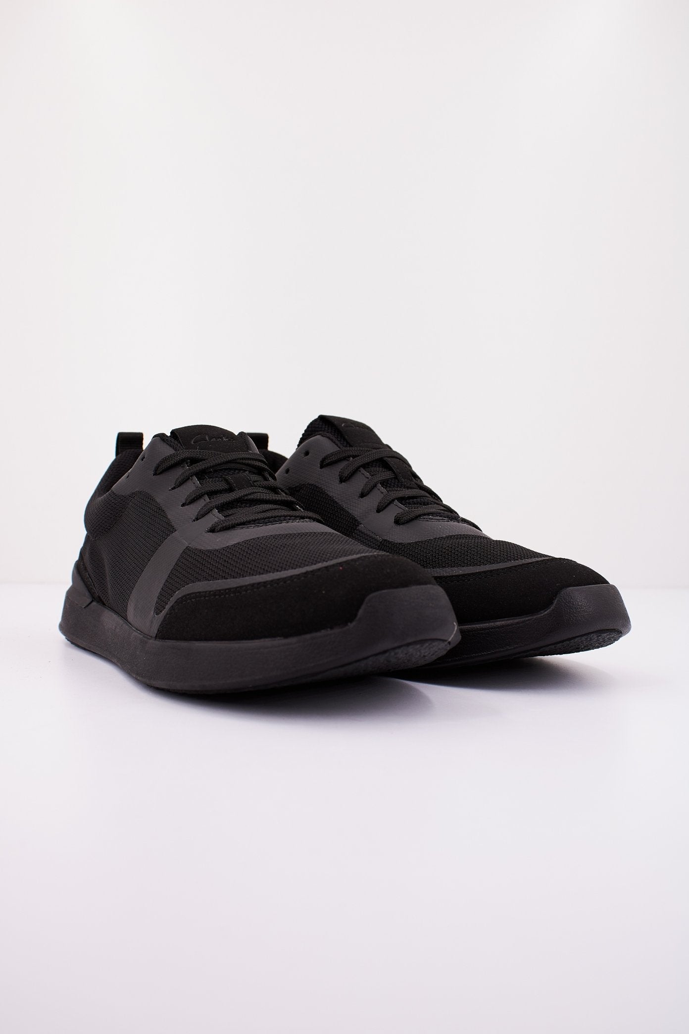 CLARKS LT LACE en color BLACK  (2)