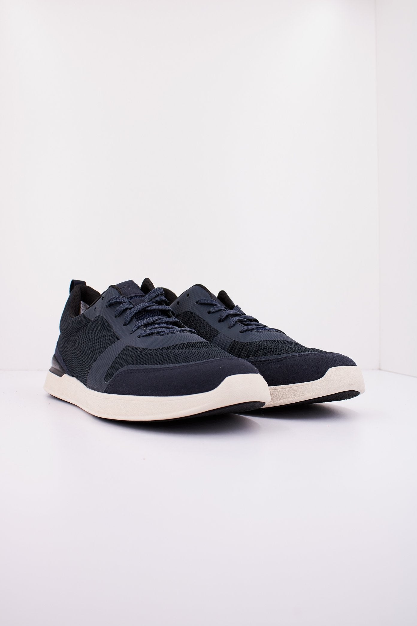 CLARKS LT LACE en color NAVY  (2)