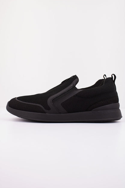 CLARKS LT EASE en color BLACK  (1)