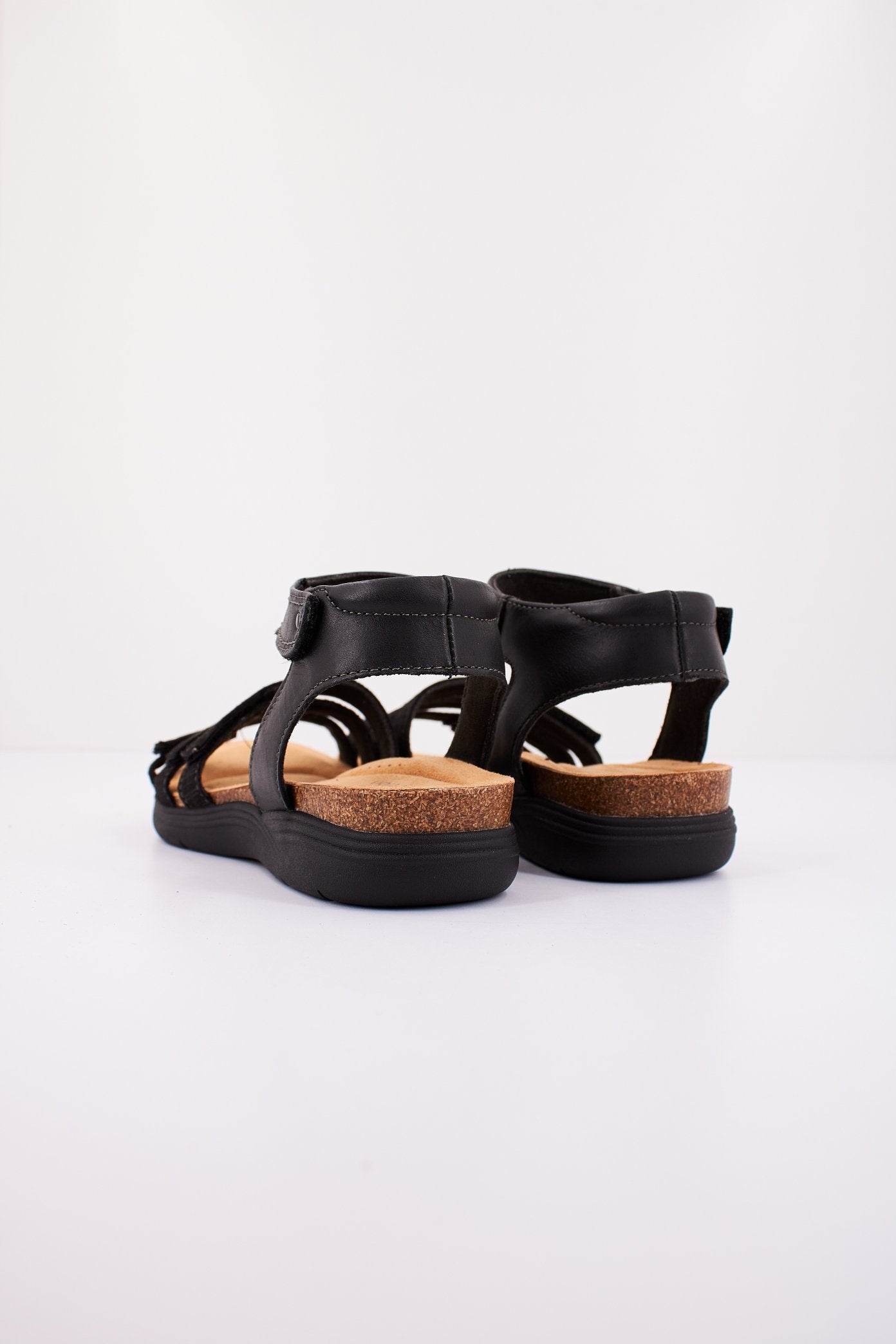 CLARKS APRIL DOVE en color BLACK  (3)
