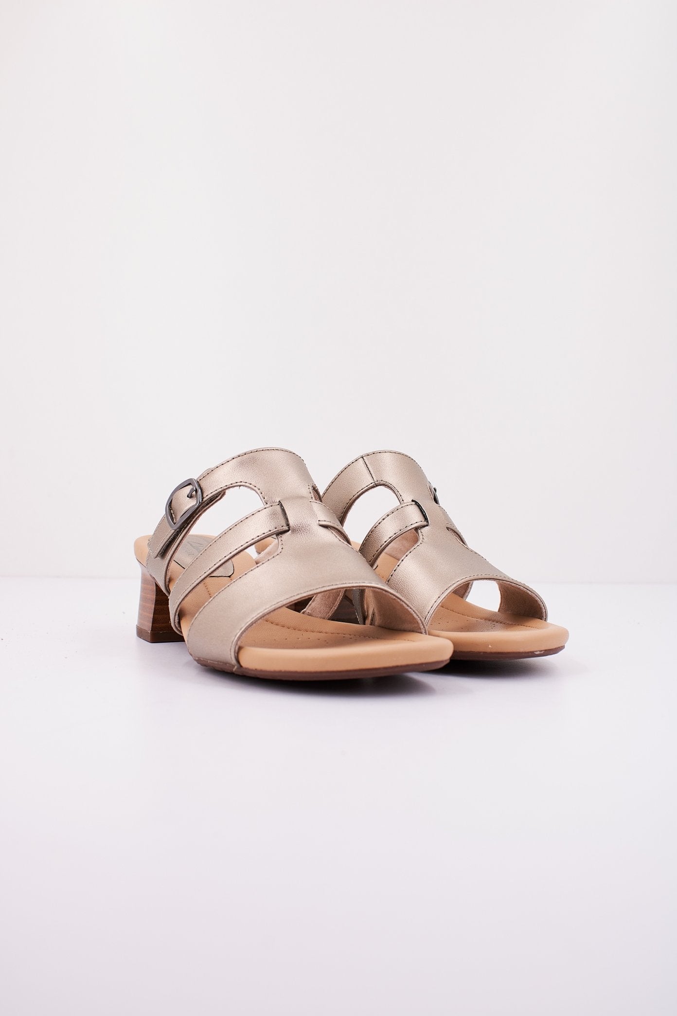 CLARKS DESIRAE PALM en color BRONZE  (2)