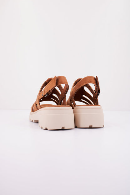 CLARKS COAST SHINE en color TAN  (3)