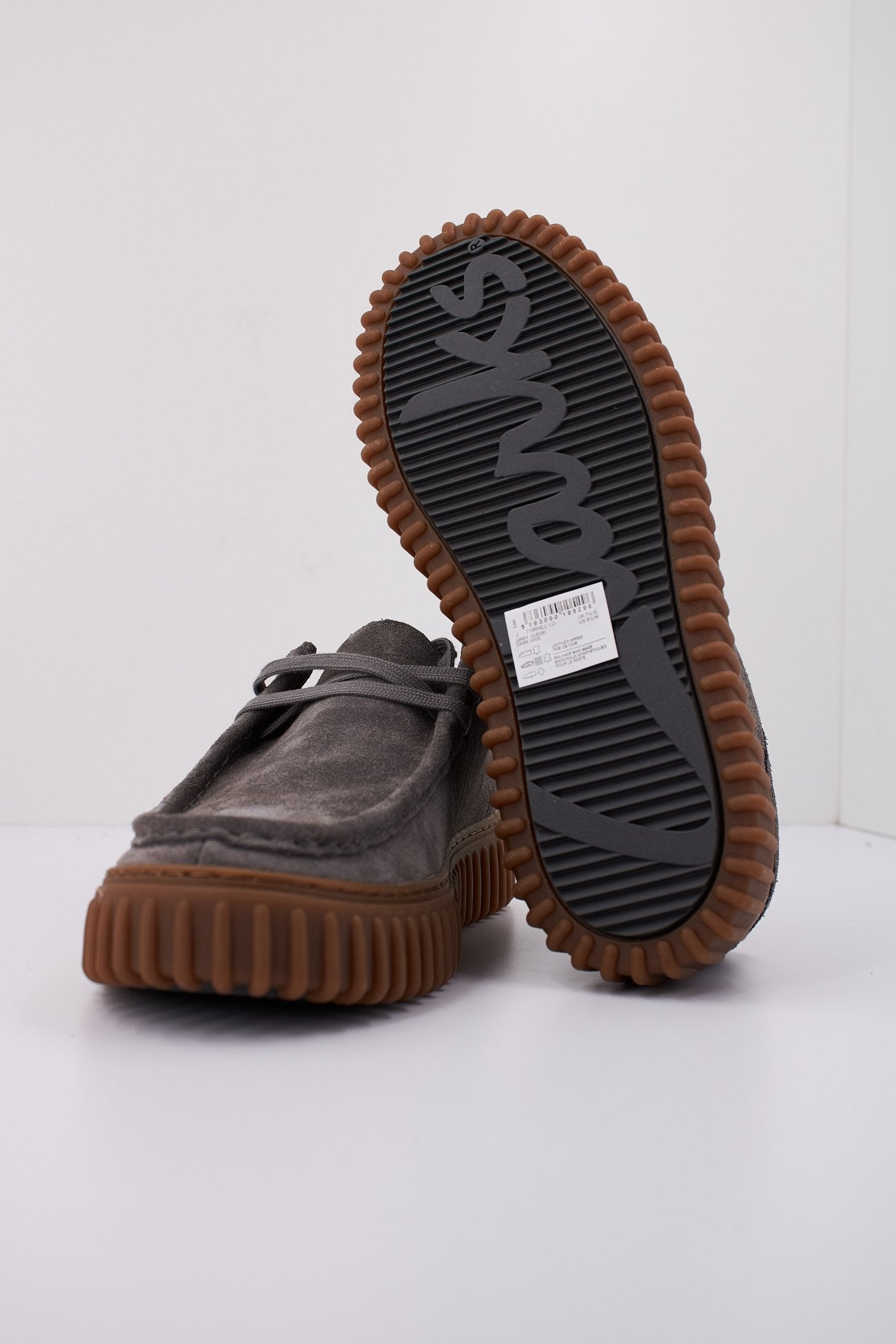 CLARKS TORHILL LO en color GREY  (5)